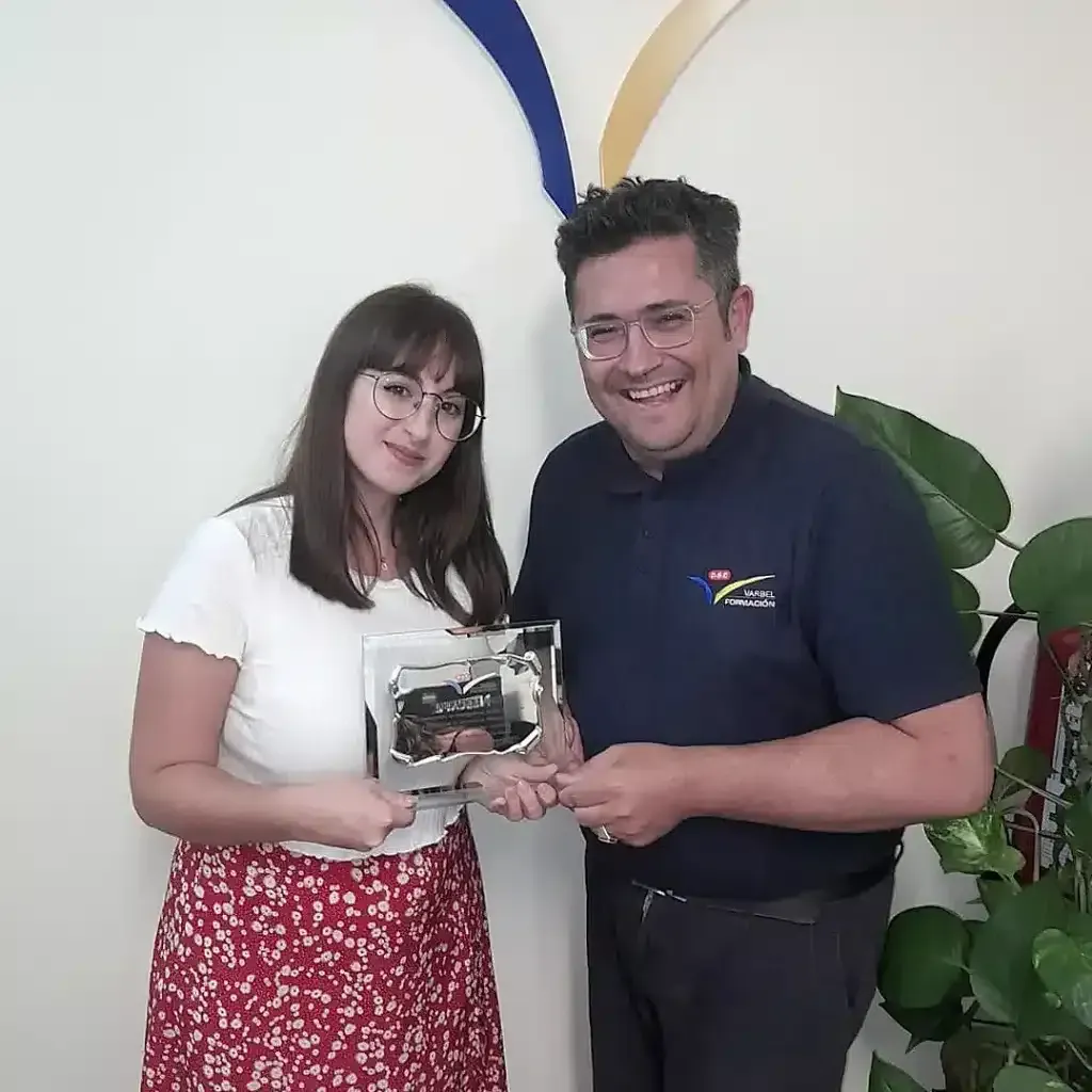 Virginia, Agente de Hacinda