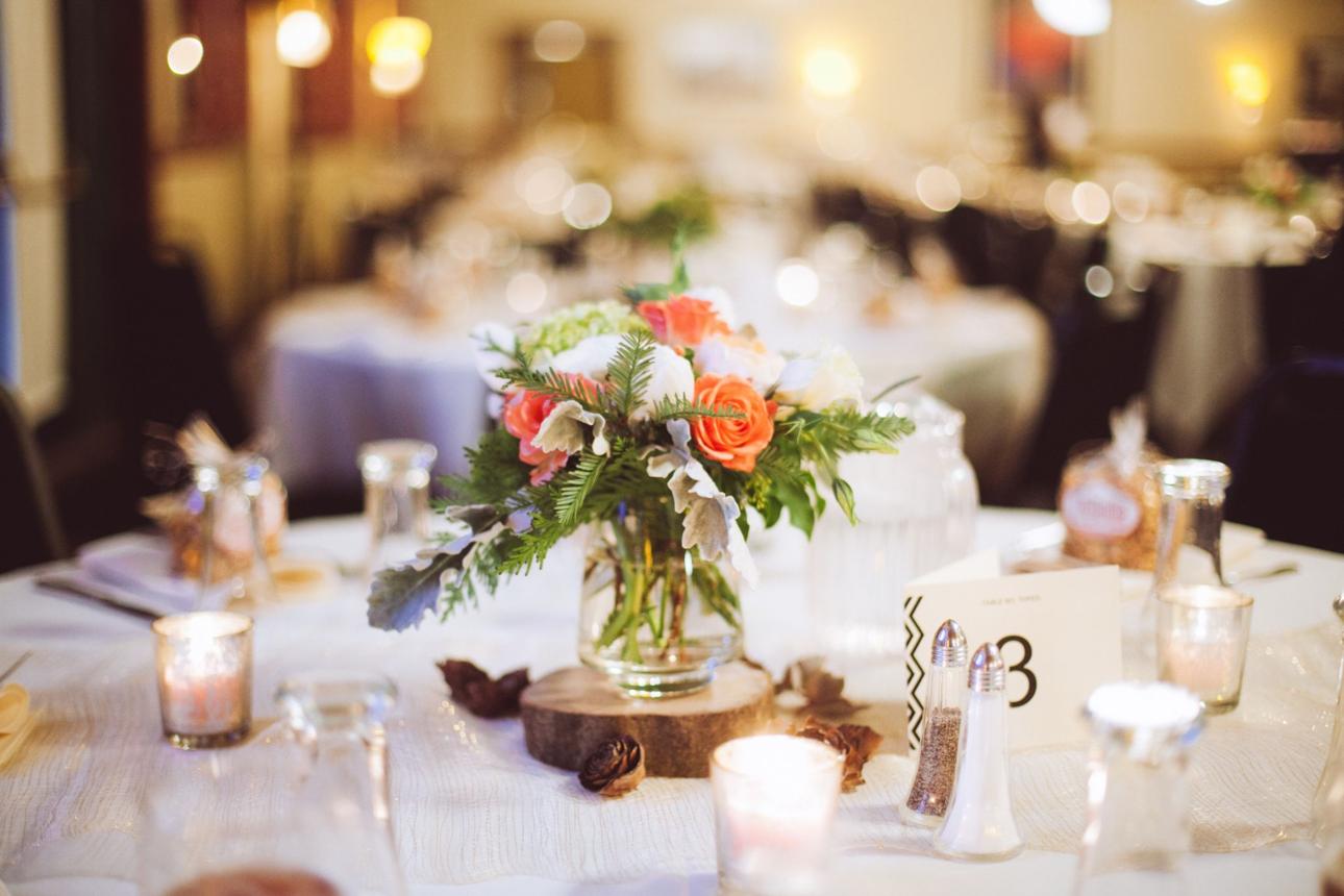 2026 Wisconsin Wedding Florist Costs Guide