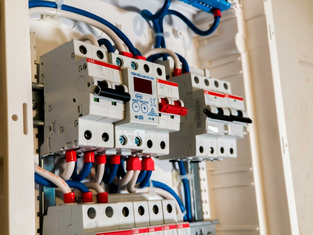 Circuit Breakers in Downers Grove