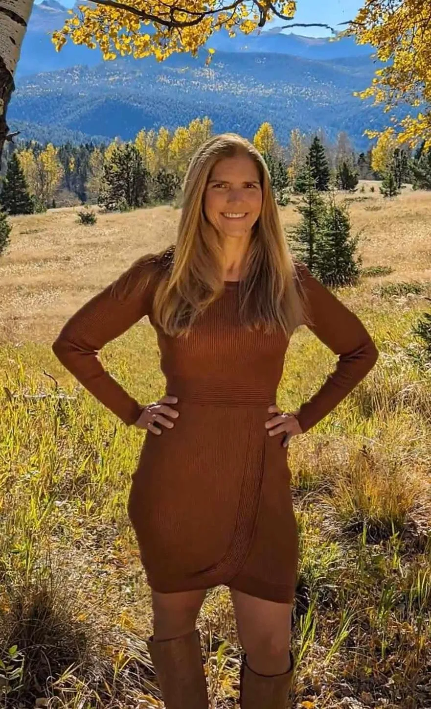 Jennifer Guerrero headshot, Colorado Springs real estate agent with RE/MAX Real Estate Group and the Nathan Johnson Team.