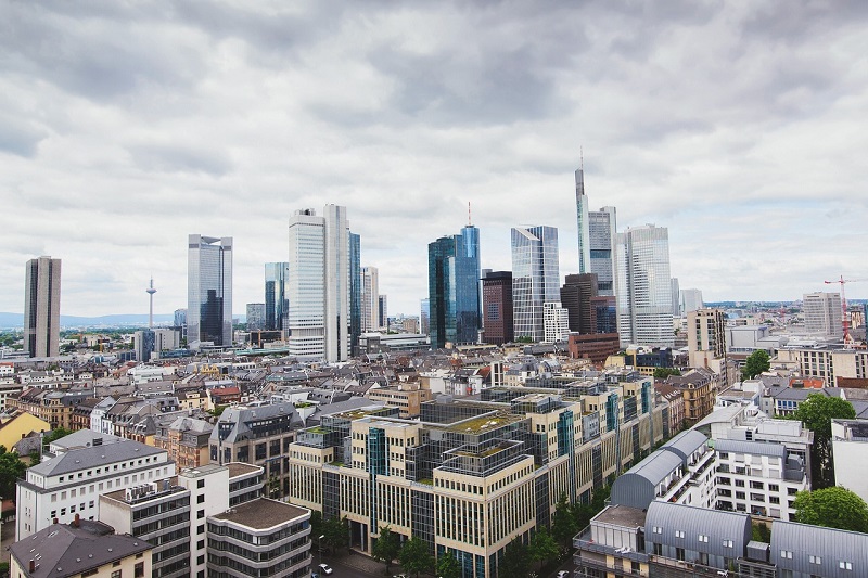 8 Best Real Estate Stocks To Buy