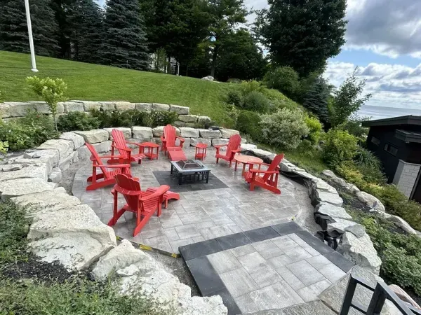 Professional interlocking stone patio installation with custom stone border by Big G Landscapes in Barrie, ON