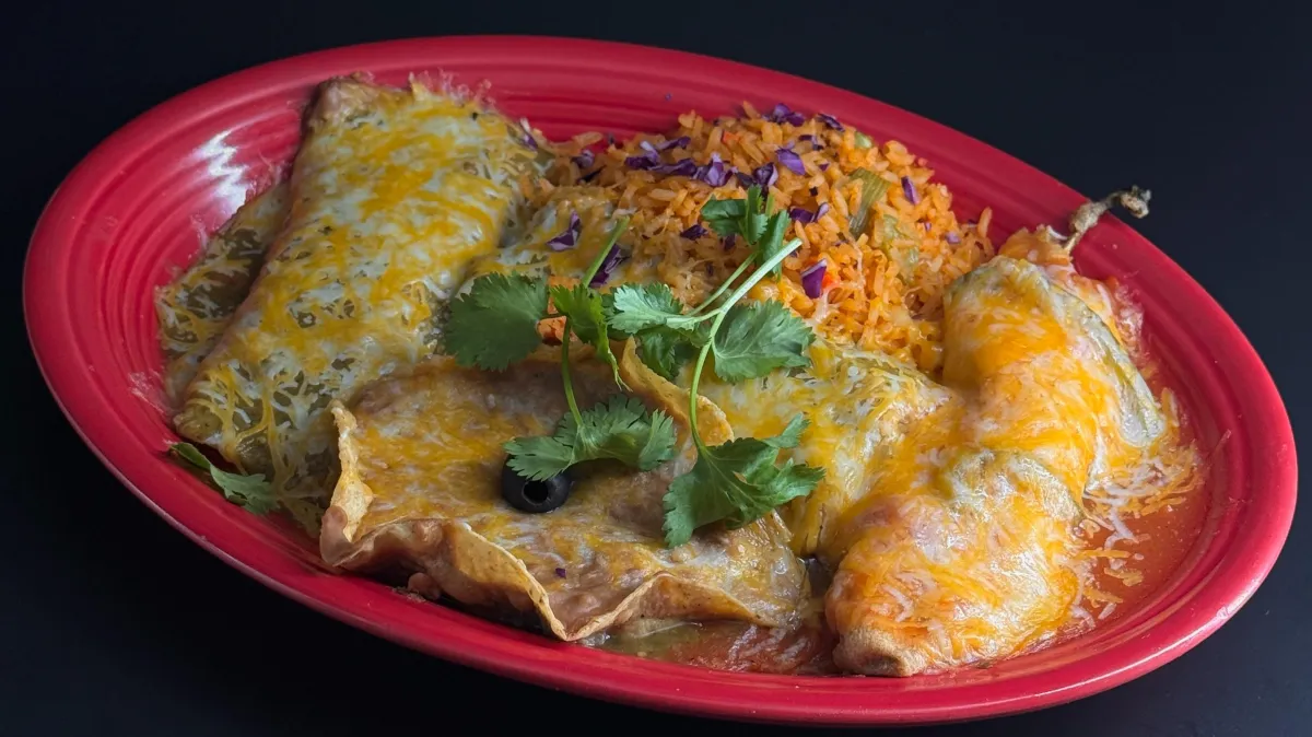 De Isadora Combo: Authentic Mexican Trio in Carlsbad