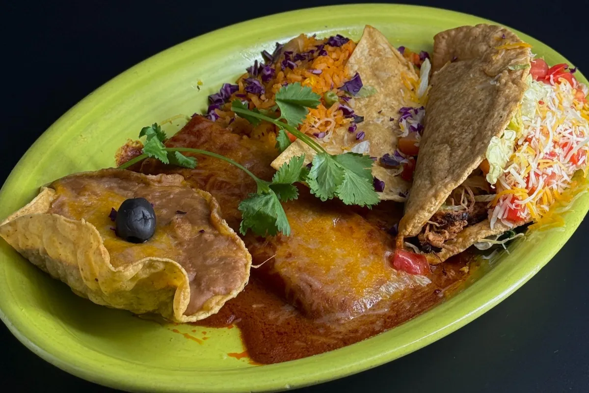 Casa de Bandini Combo #7 DE MACHADO cheese Enchilada, Beef Taco,