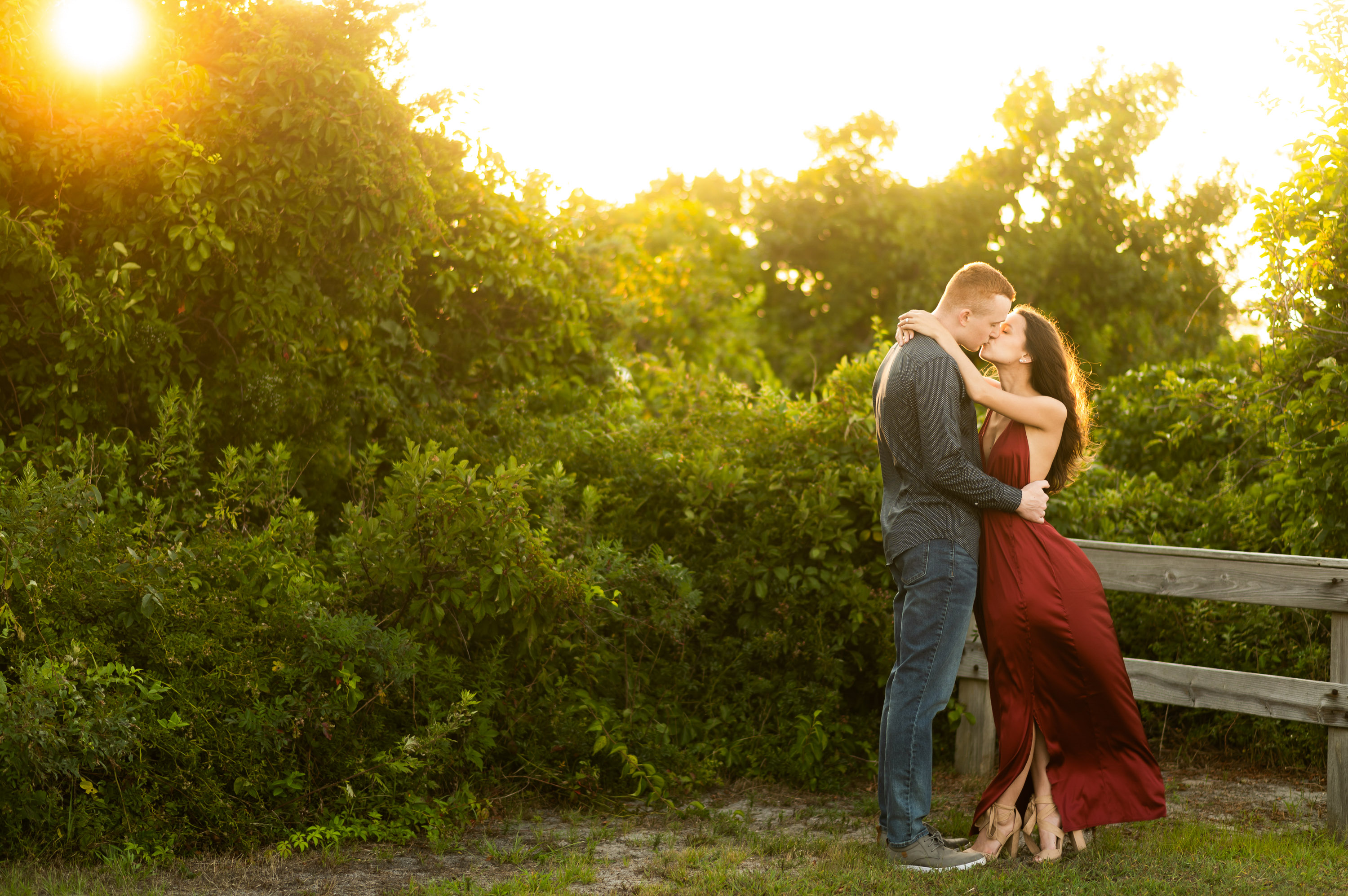 golden hour engagement photos at Lakeside Park Dallas photographed by Dallas engagement photographer Lotus Wedding Photography