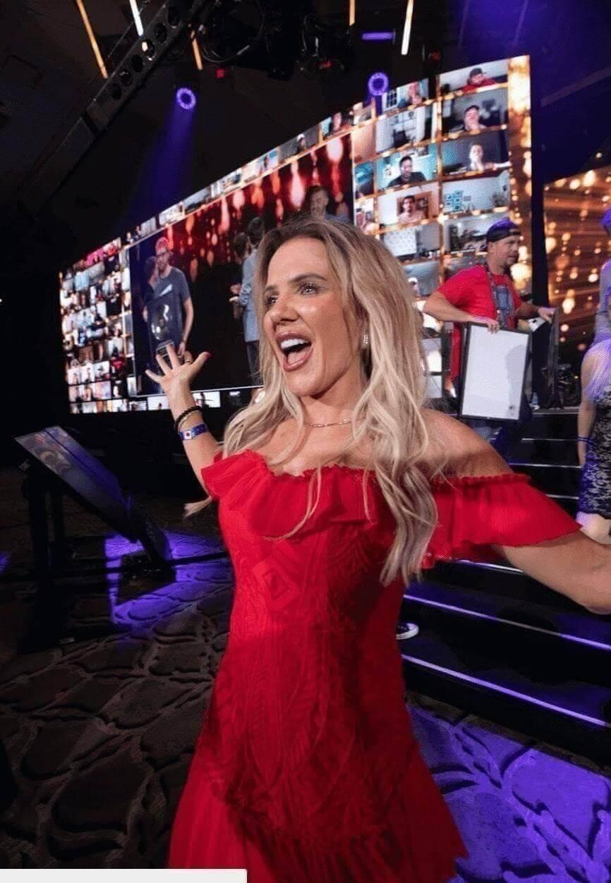 In just 3 days learn with the best realstate coach , unlock a Million Dollar Agents' market-proof blueprint to not just survive in a real estate market filled with uncertainty… but to THRIVE. Uncover my expert top 1% agent strategies to stand out from your competition & secure your future with consistent clients, listings & closings even if you are just new realtor, Save your seat before it's too late!