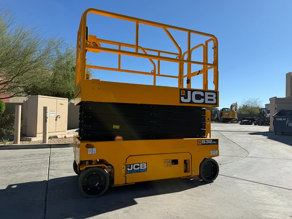 2024 Electric Scissor Lift