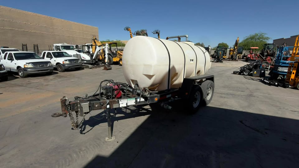 2014 1000 Gal. Water Wagon