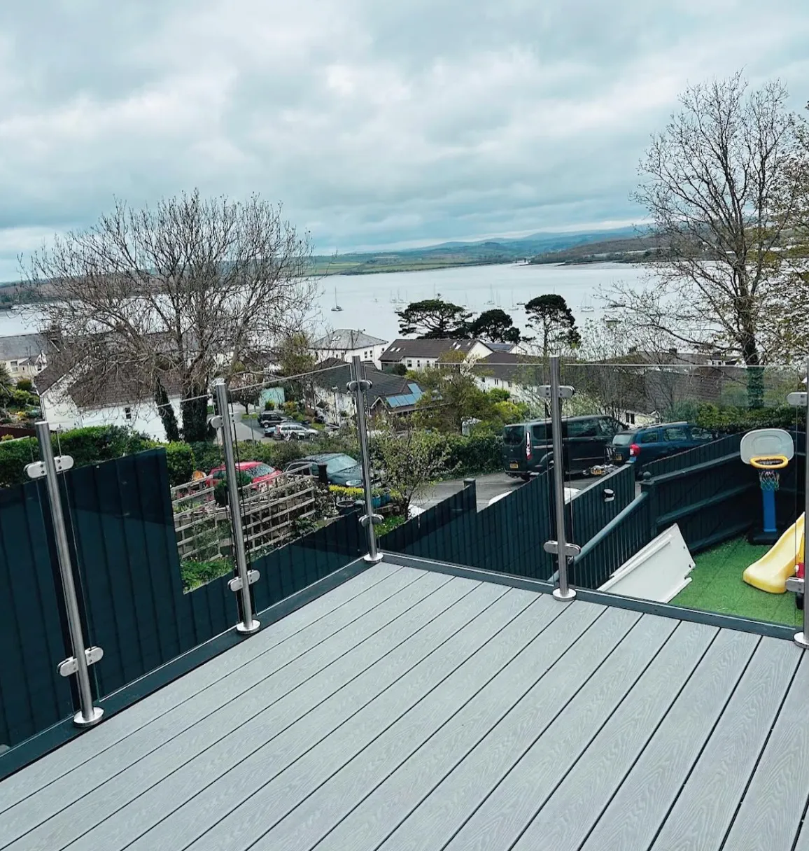 Frameless glass balustrade