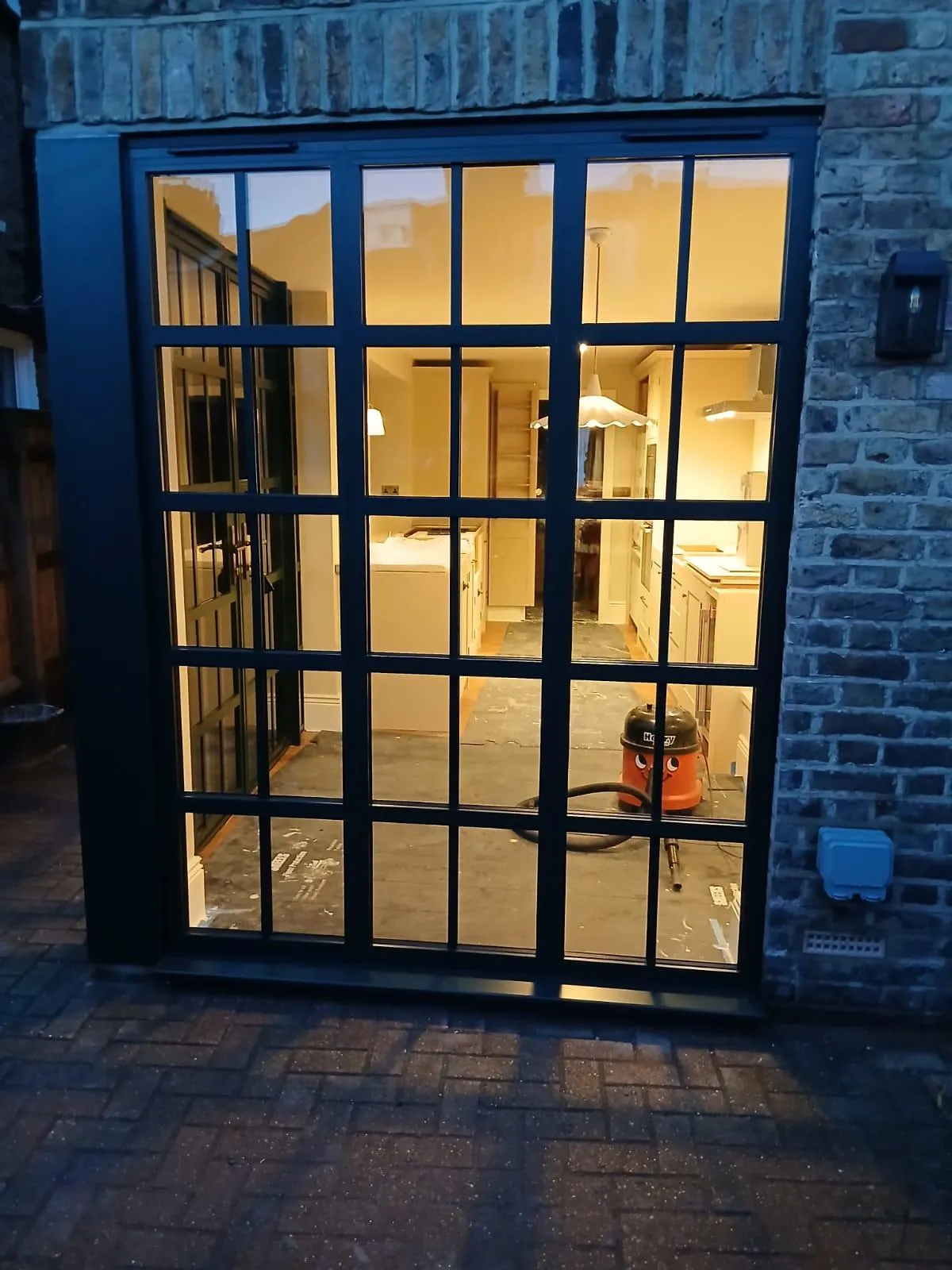aluminium door window