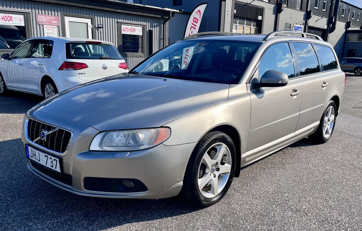 Volvo V70 2.5T Momentum Euro 4