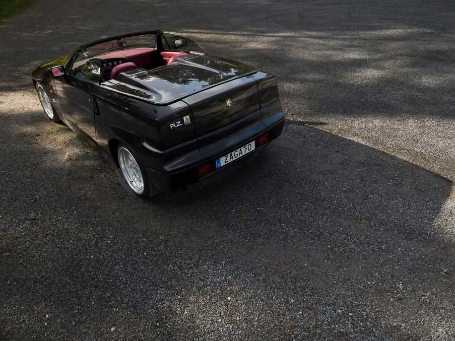 Alfa Romeo RZ from behind with drone