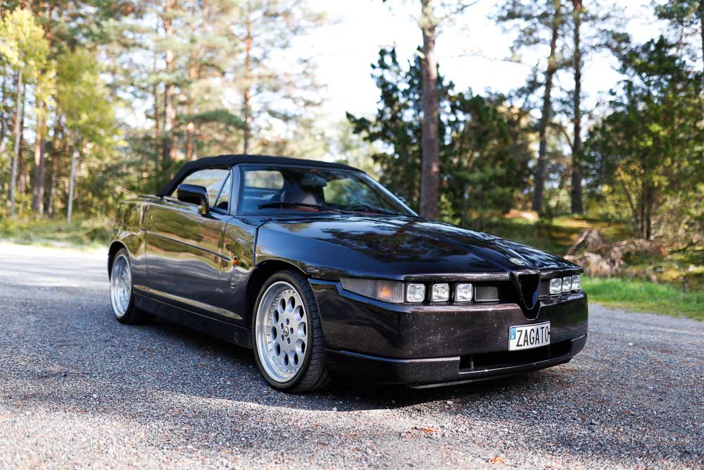 sex headlights on a alfa Romeo rz 