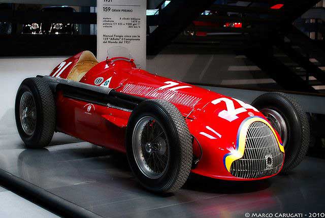 alfa romeo 159 - which dominated the tracks during the 1950s.