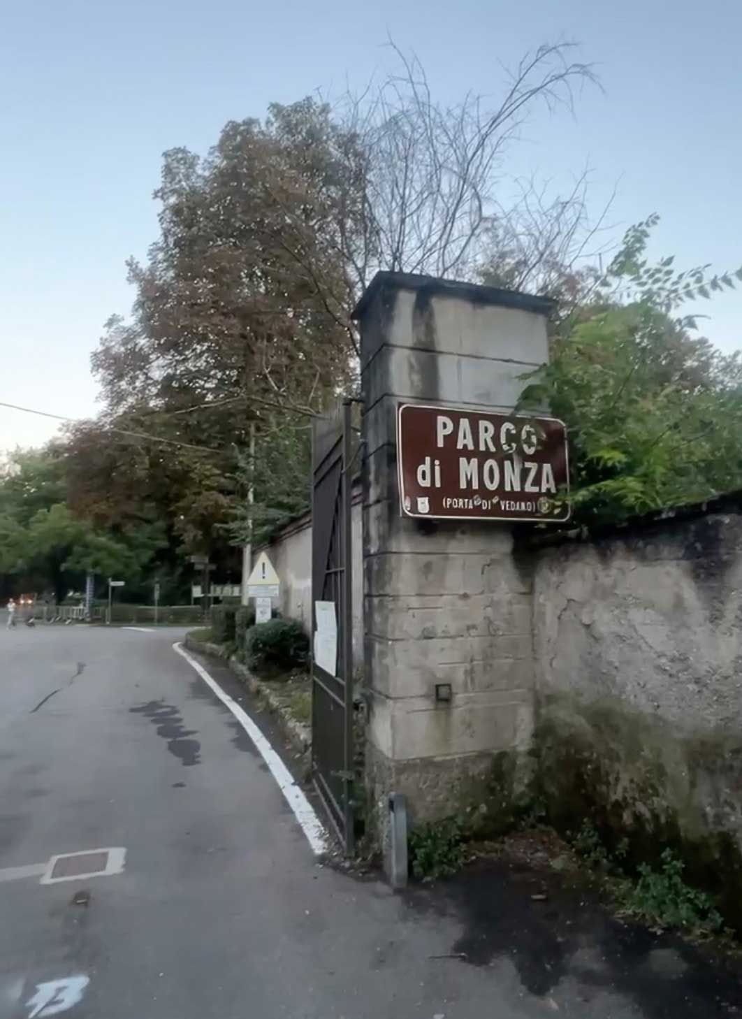 parco di monza sign