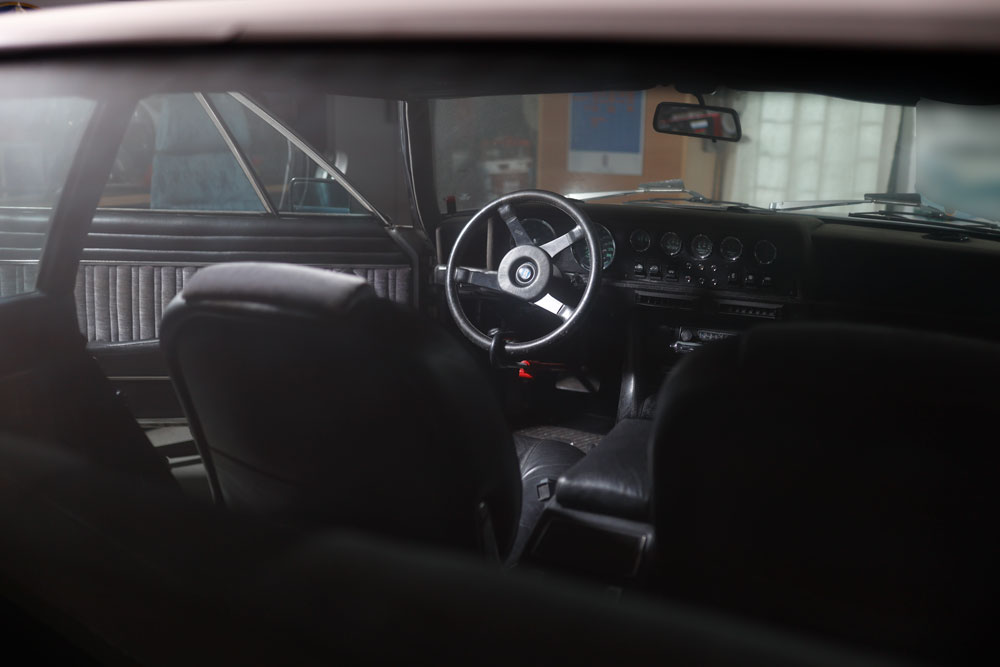 detomaso longchamp steeringwheel