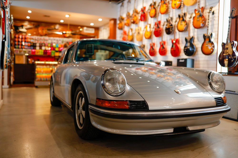 Vintage porsche 911 in the Walt Race Guitar room