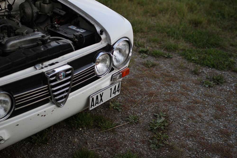 double headlight on a alfa romeo 1300 ti