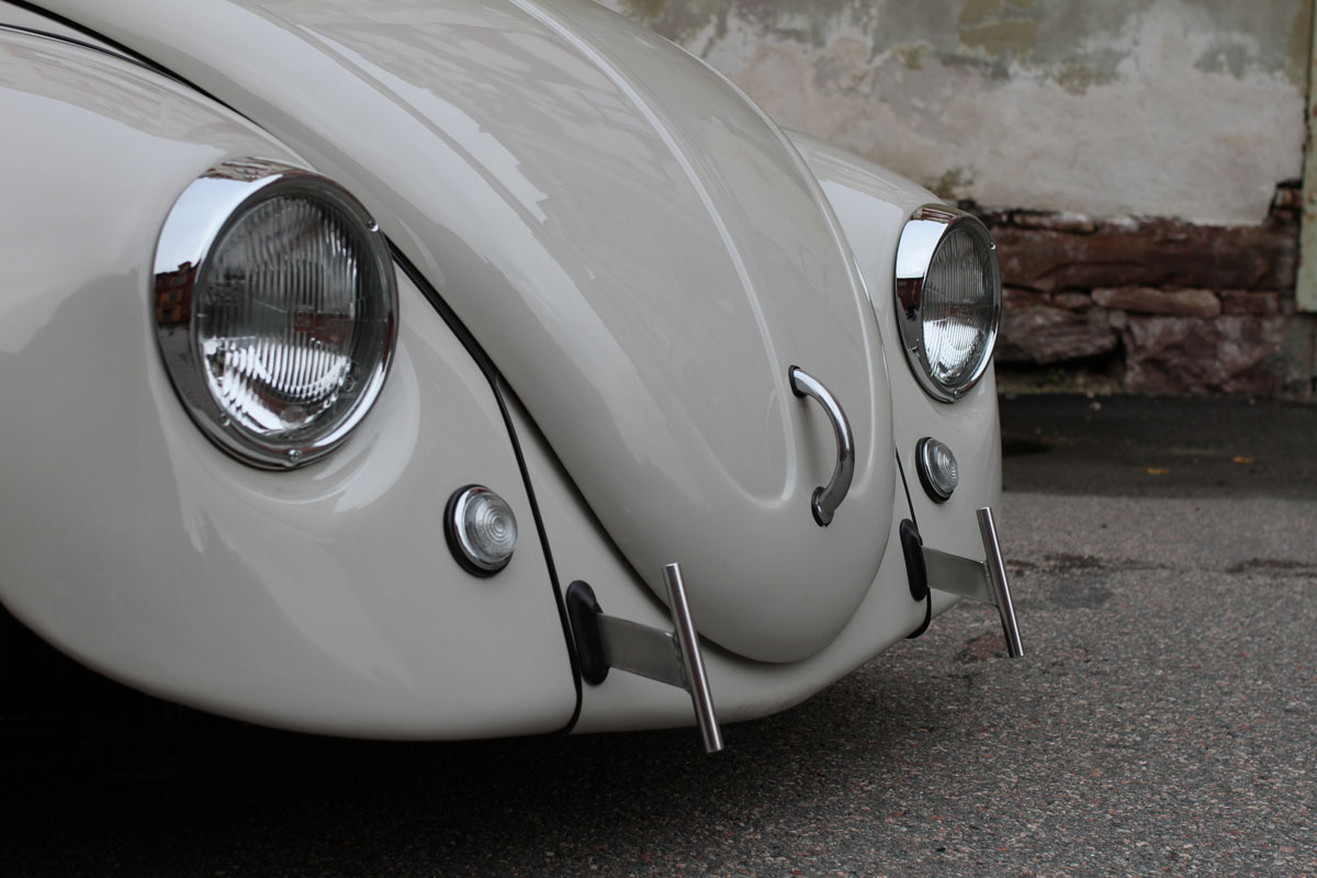 the t-bones on the front of the cal look beetle