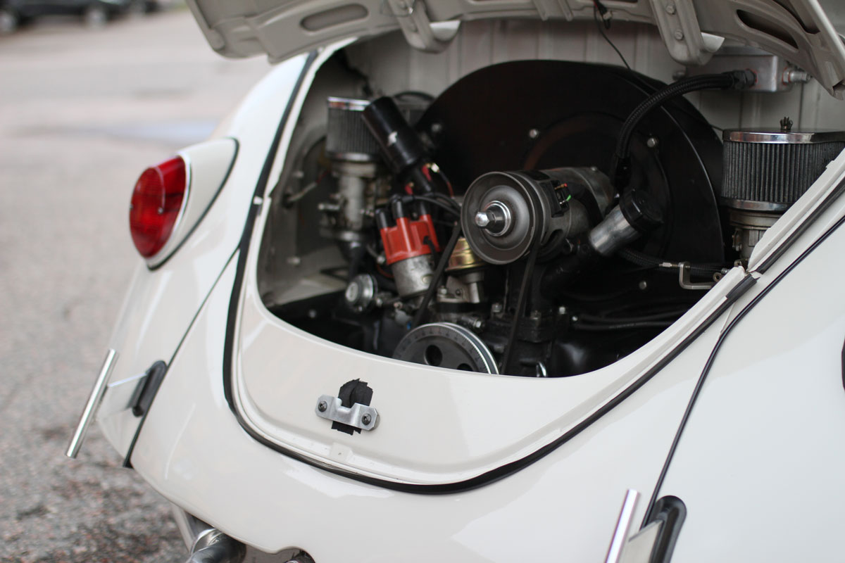 a 1679 cc cal look engine beetle