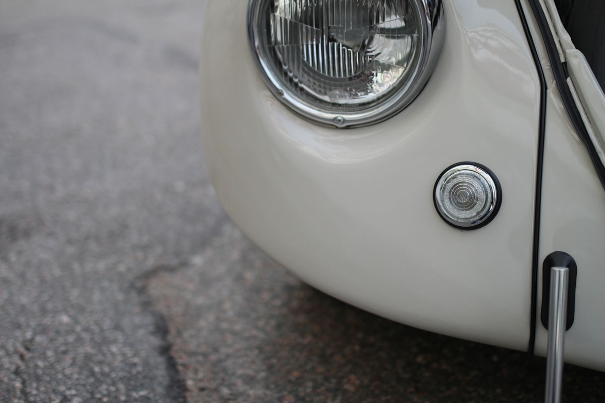 front light of the cal look beetle 