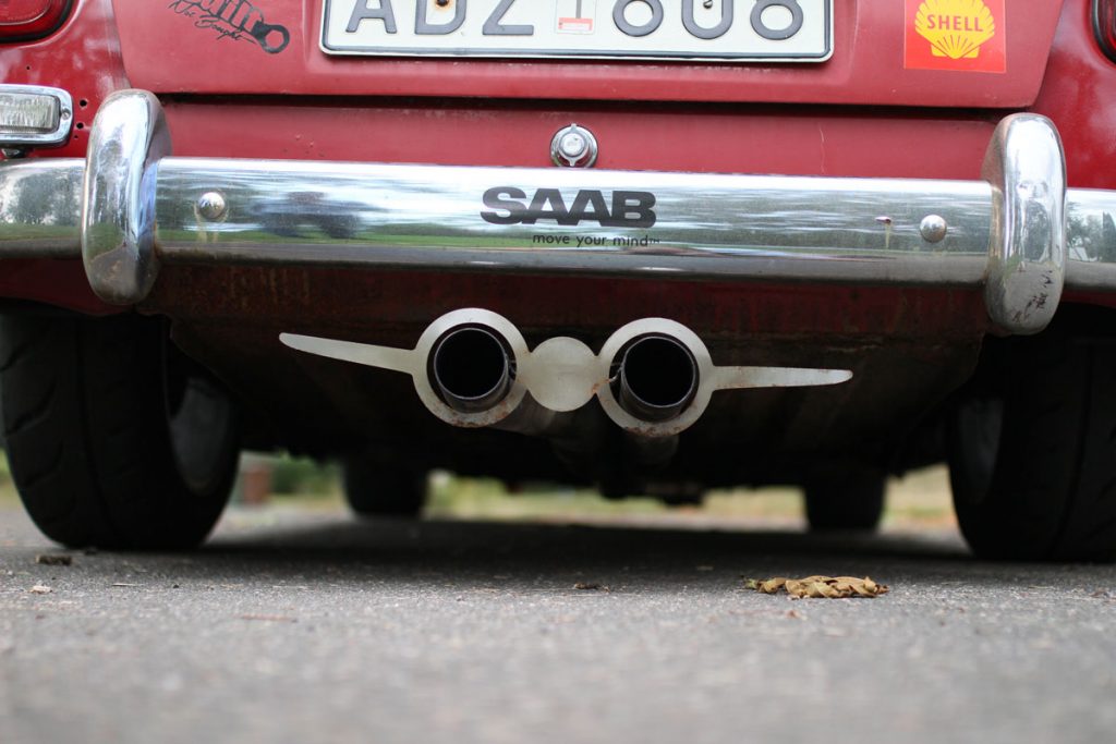 double exhaust on a Saa 96 