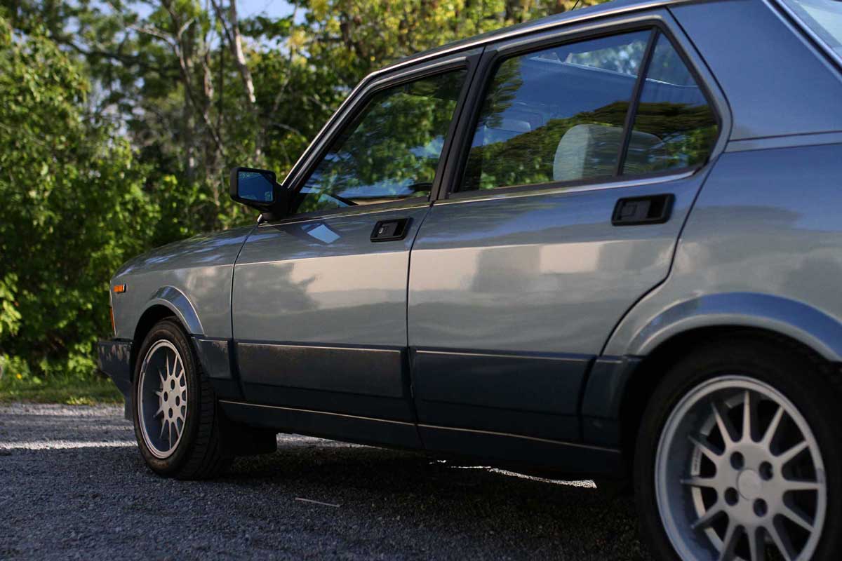 the left side of the fiat argenta