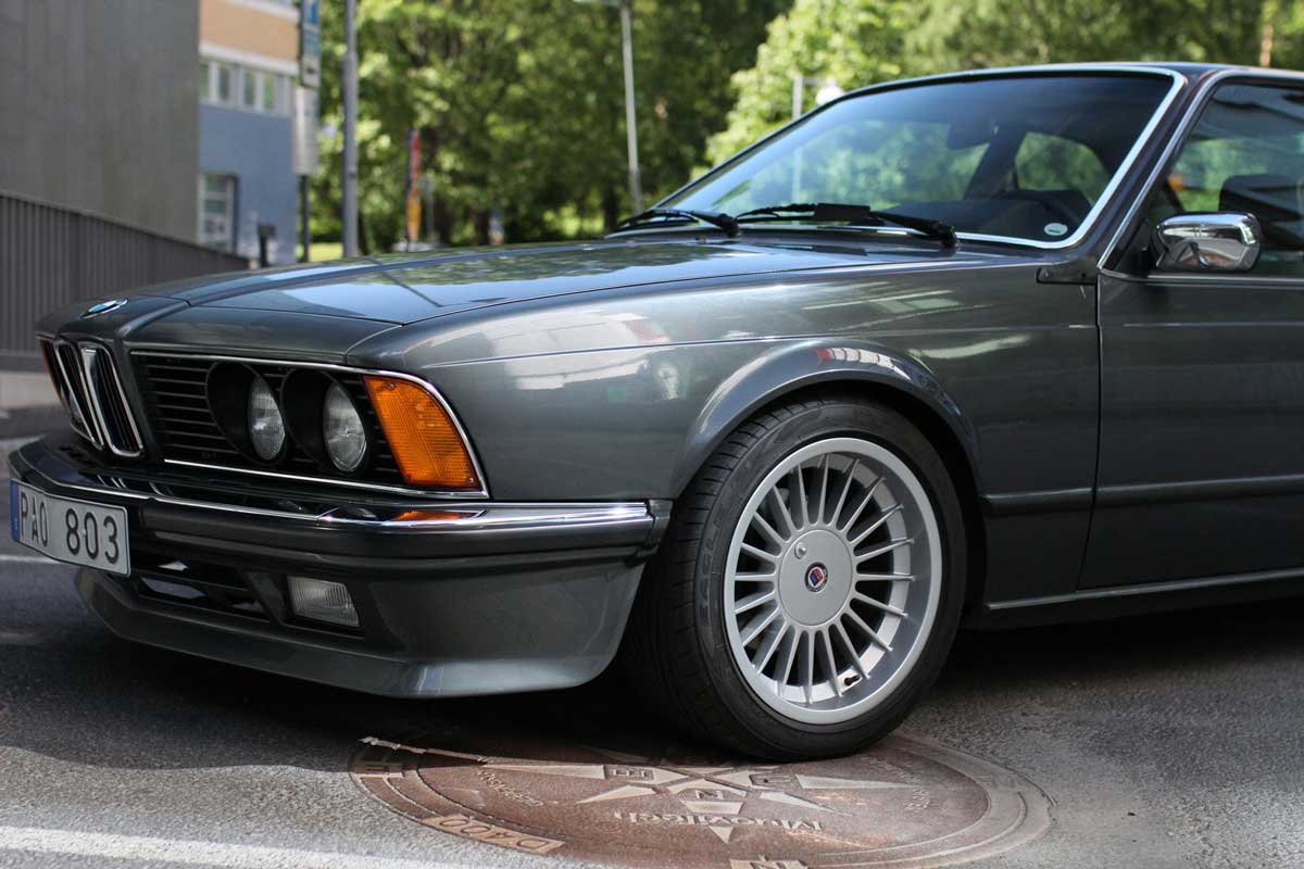 the left profile of the bmw 635 csi