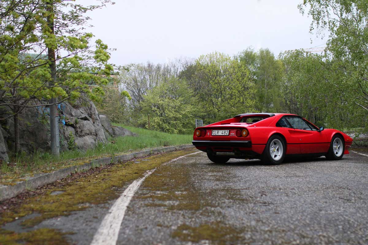 Ferrari 308 GTB QV 1984 on the move road