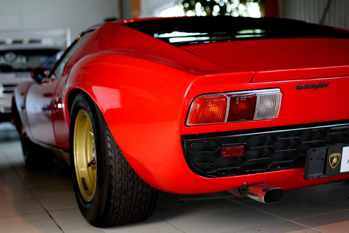 lamborghini Miura - left rear light