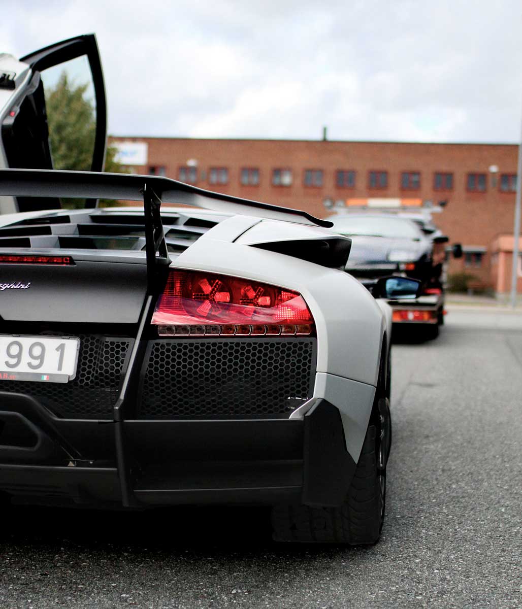 White lamborghini Murcielago sv number 1