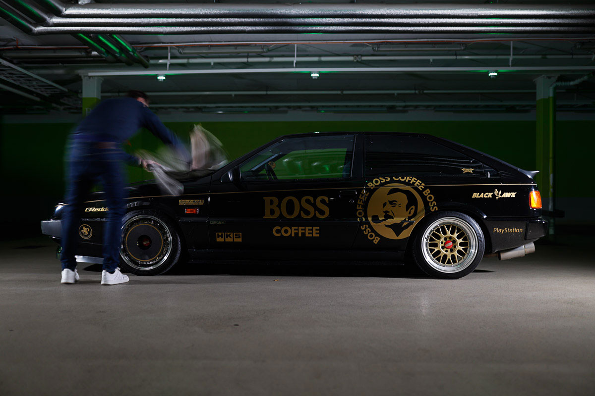 tomas izusu piazza - fascinating cars article