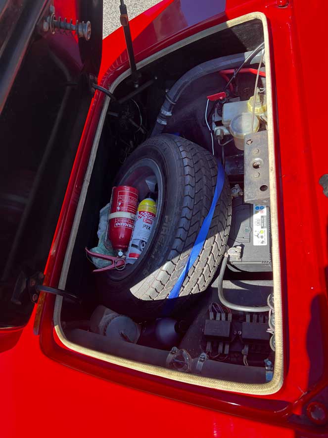 The front of a Alfa Romeo Rz 