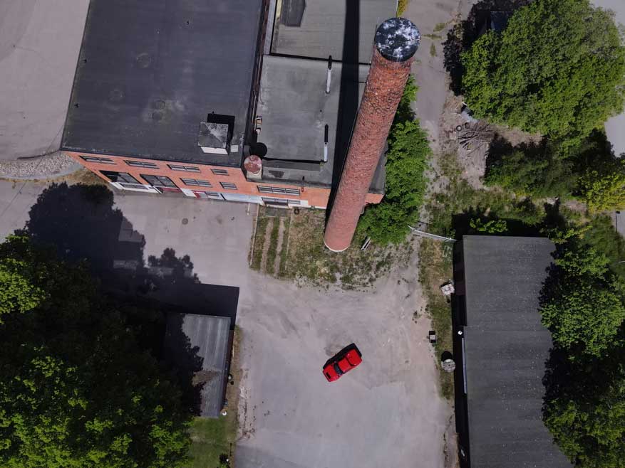 Behind of a Alfa Romeo RZ from a drone