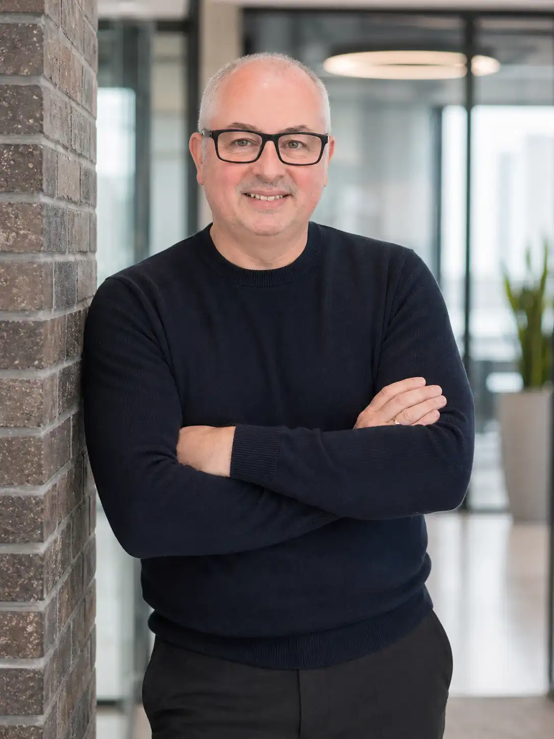 Steve Gaston - High-resolution editorial author photo