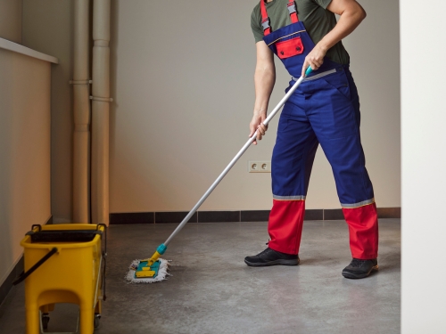  Janitorial Services