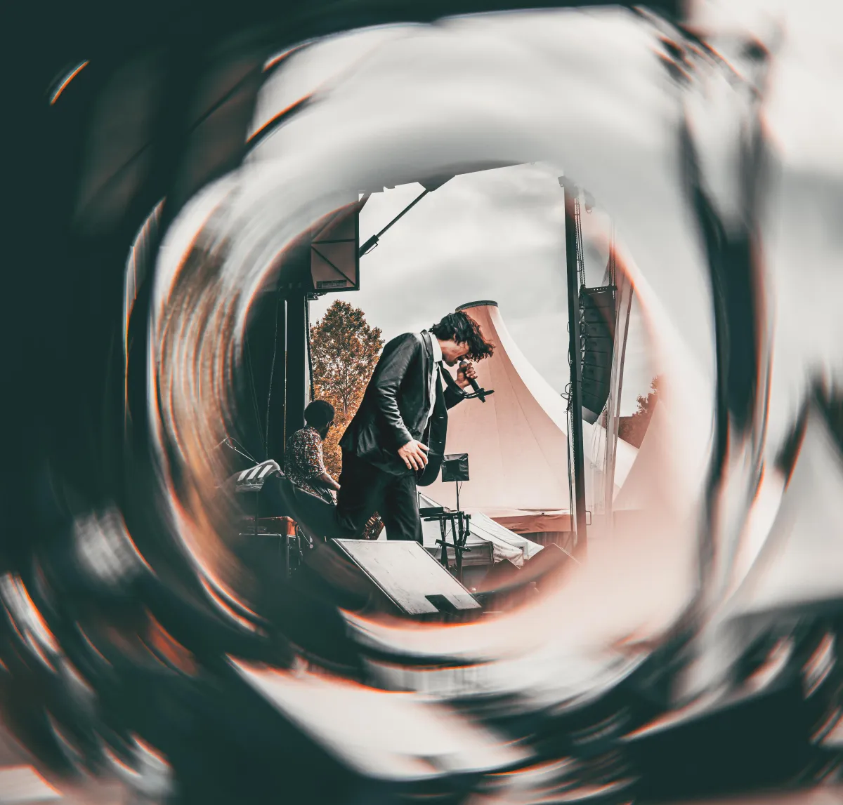 doctor in white headshot in leesburg virginia
