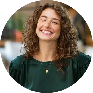 "Instructor leading an engaging masterclass session, empowering students to master new skills.