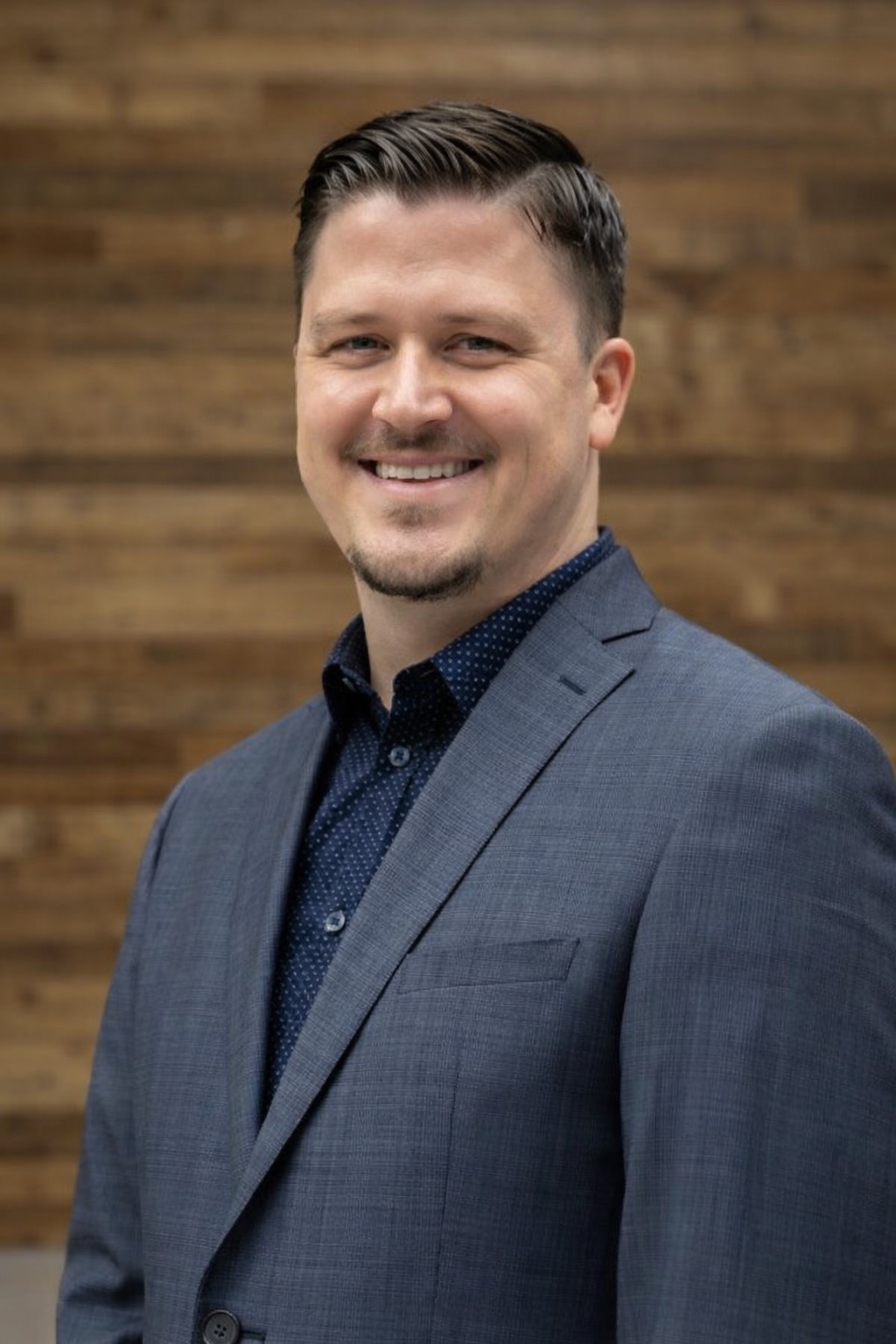 Family-owned auction team