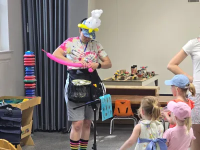 St. Louis Children's Party Balloon Twisting wister