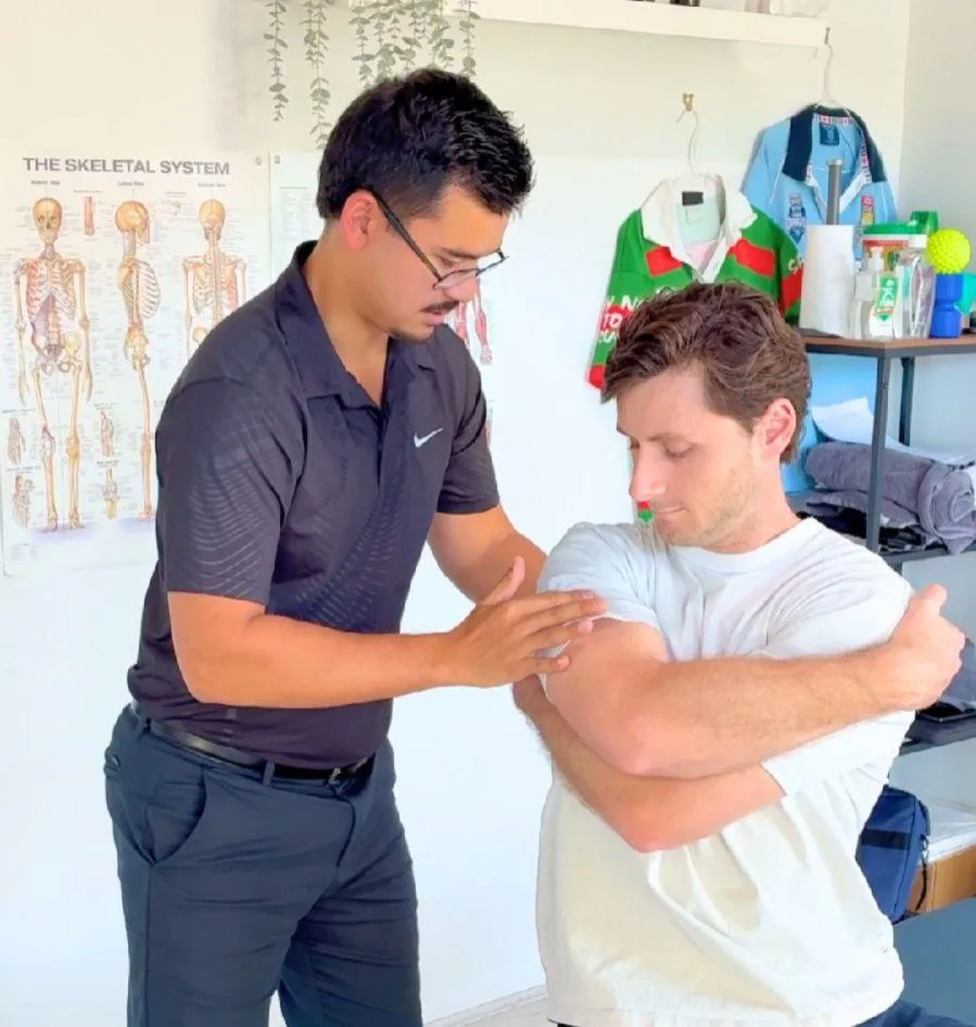 Chiropractor in Campsie testing patient