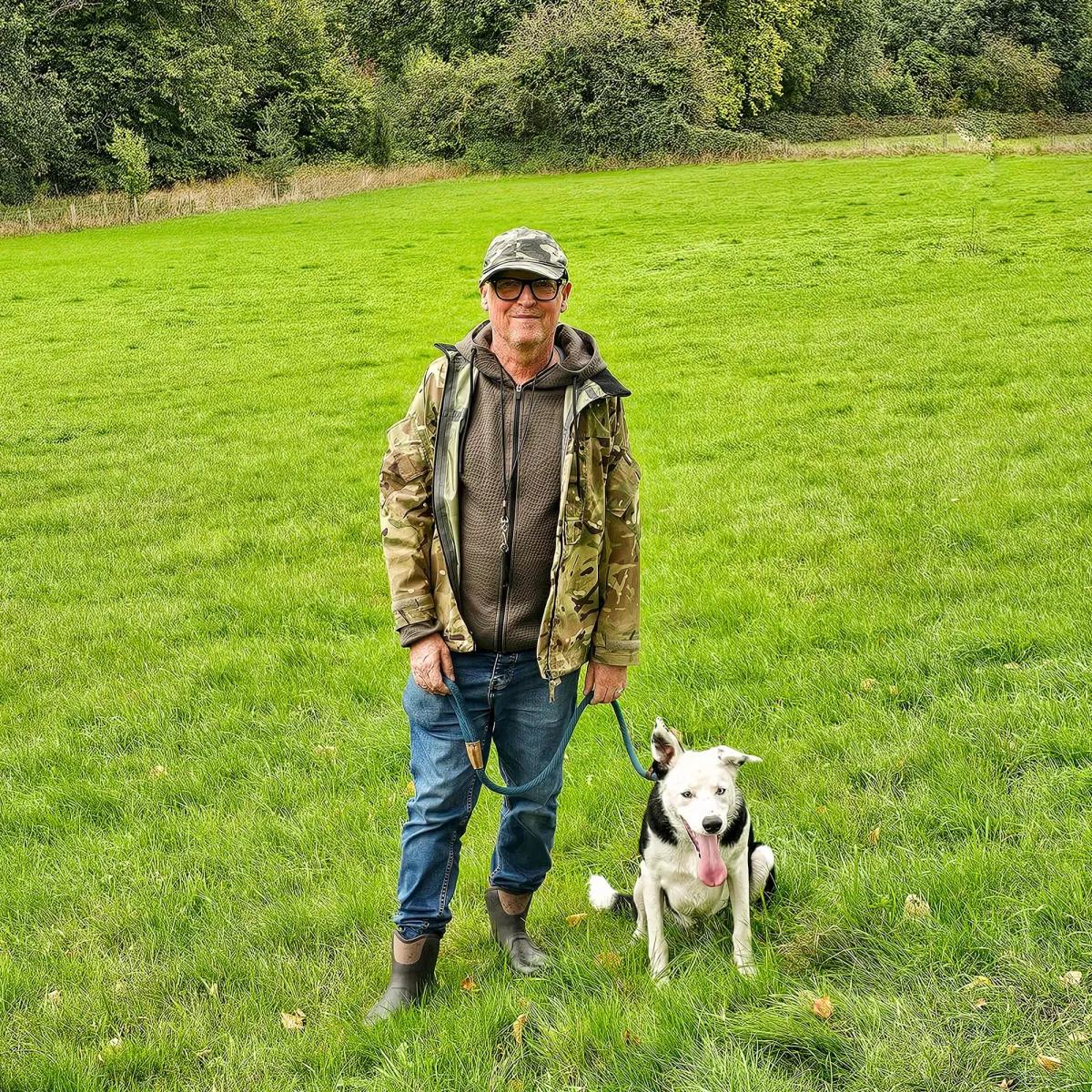 Sirius Dog Stars covering Stroud and Gloucestershire dog walker and professional dog walking services