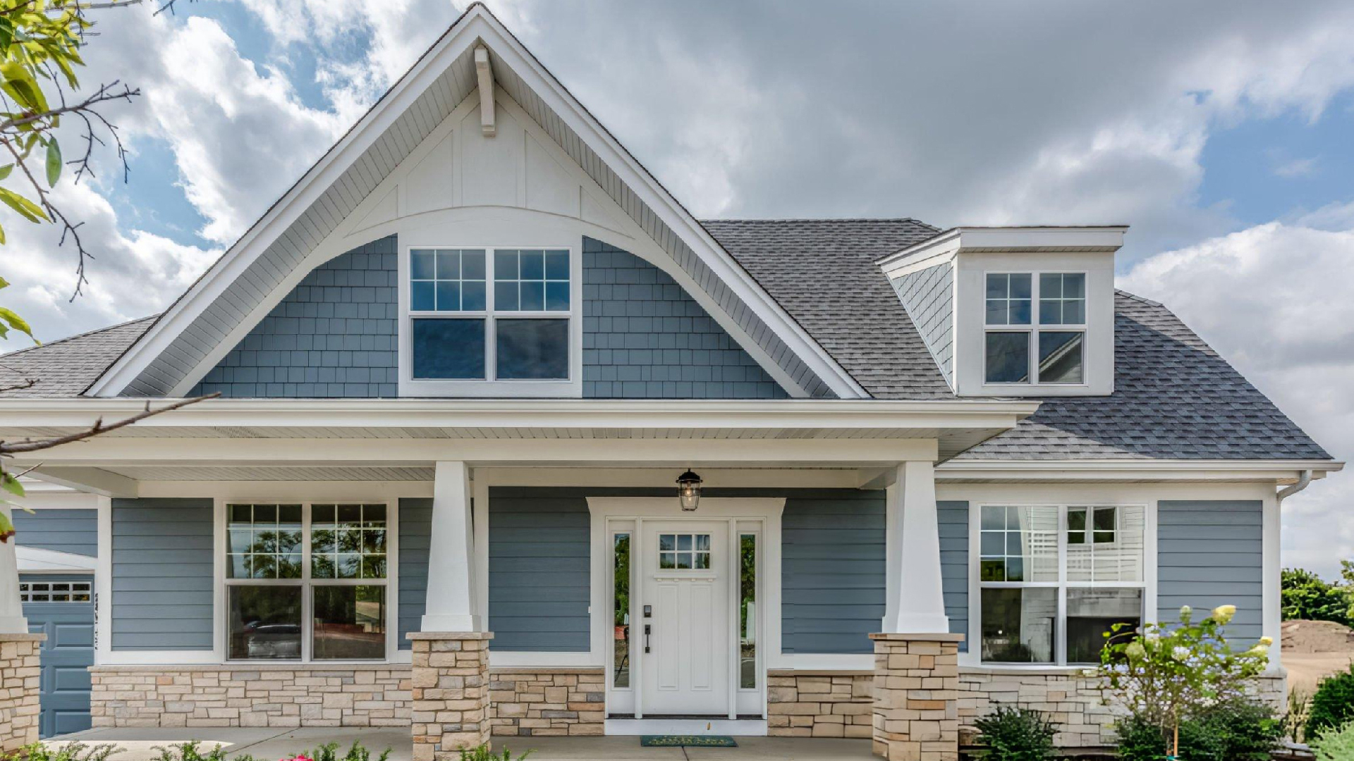 How to Apply for a Rental Home Successfully: A Florida Guide