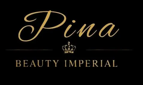 Logo von Pina Beauty Imperial – luxuriöse Schönheitsmarke mit goldener Schrift und Krone