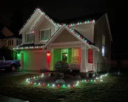 Olympia Residential and Commercial Pressure Washing Services Christmas Lights