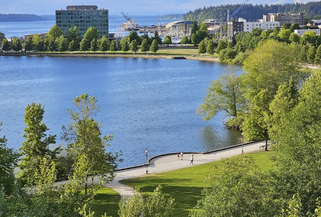 Capitol Lake South Bay Washington