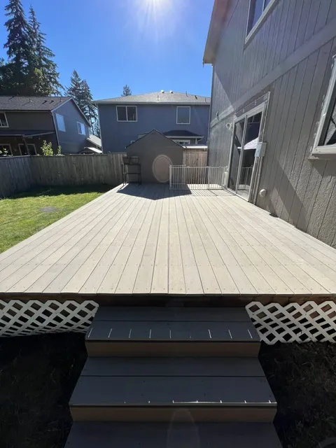 Olympia Washington Professional Deck Cleaning Pressure Washing