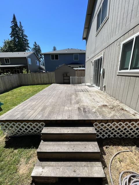 Olympia Washington Professional Deck Cleaning Pressure Washing