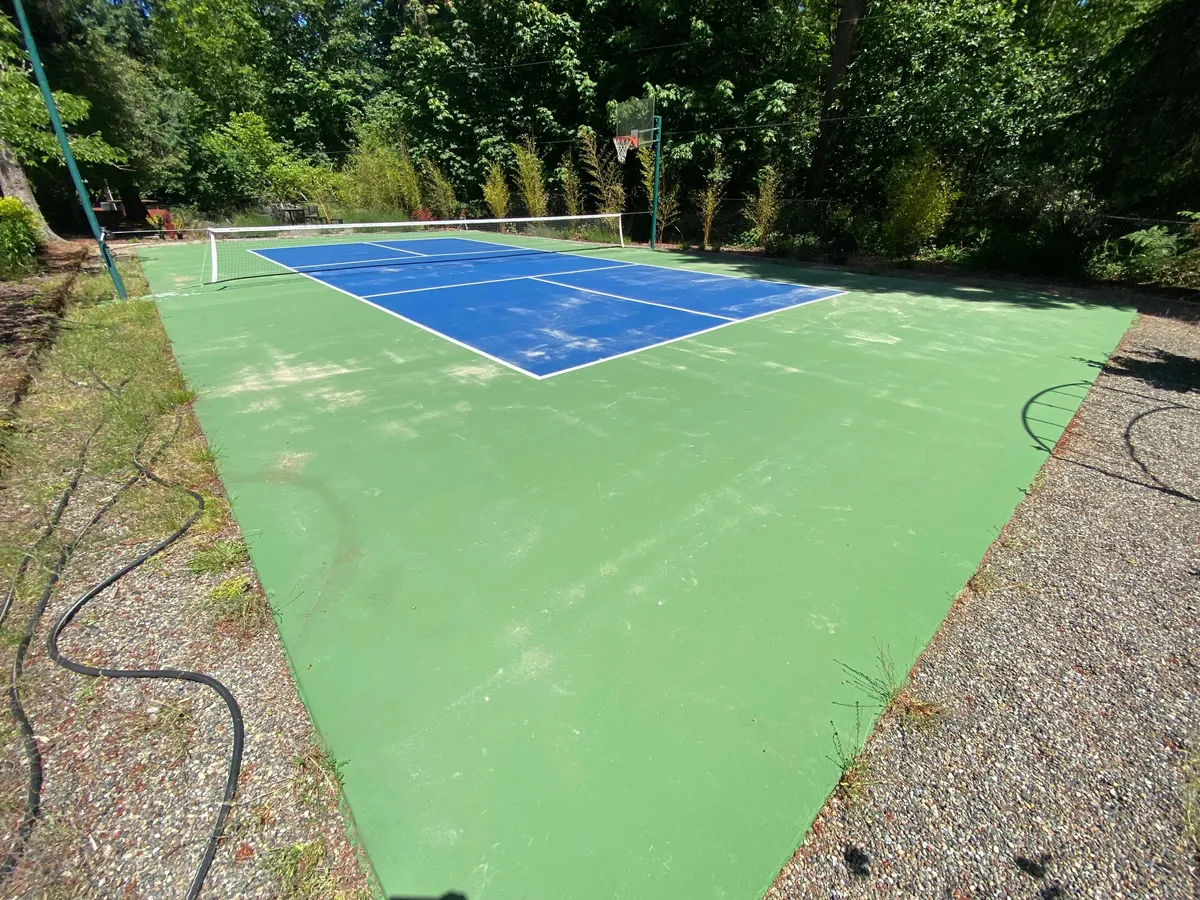 Olympia commercial outdoor sports court cleaning