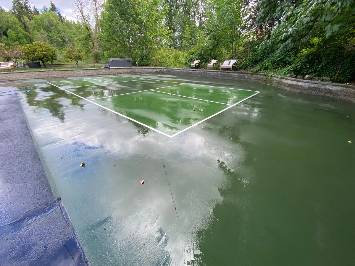 Olympia commercial outdoor sports court cleaning